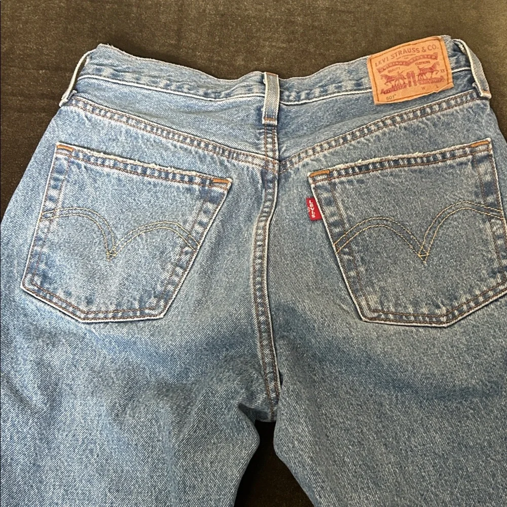 Levi's 501 denim jeans 27x32 - Picture 12 of 13